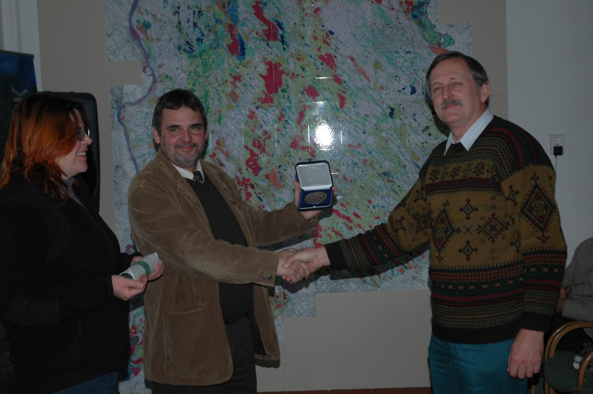The Saker Falcon Award presented to László Bank (Photo: János Bagyura)